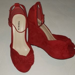 Red suade wedges